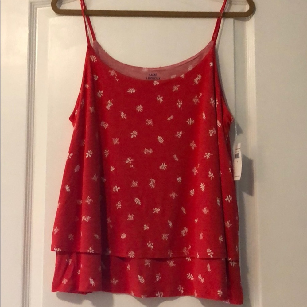 NWT Gap red straps tank